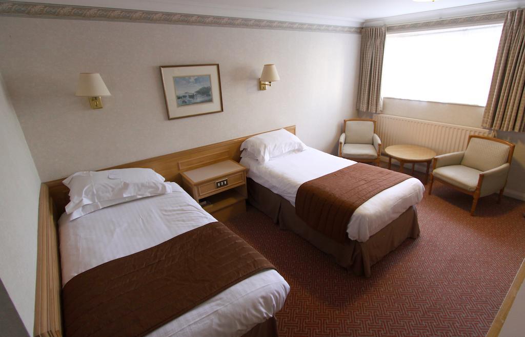 Swallow Churchgate Hotel Harlow Room photo